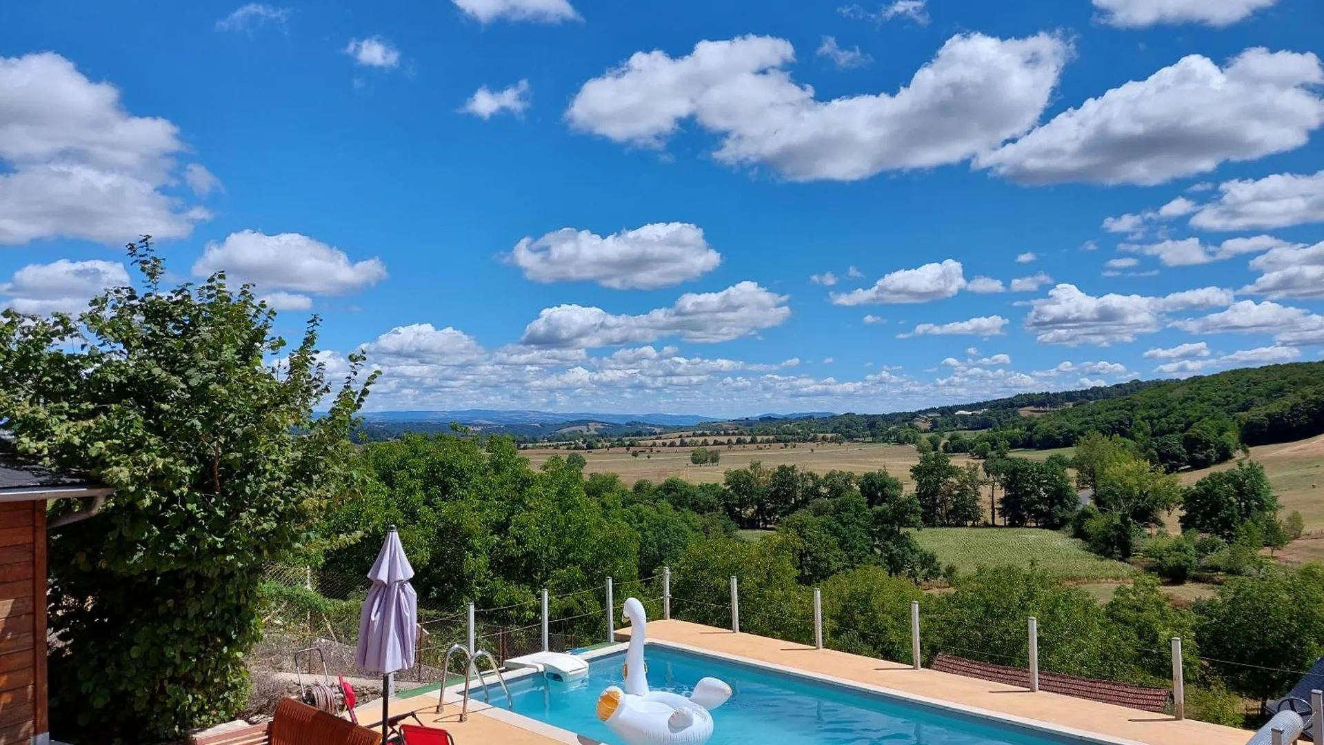 Maison Avec Vue Exceptionnelle Et Piscine Privative Saint-Felix-de-Lunel 0*,