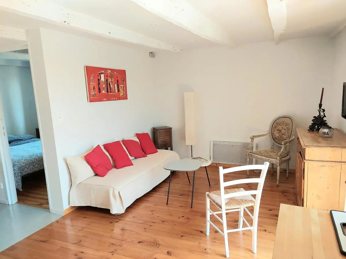 Maison Avec Vue Exceptionnelle Et Piscine Privative Saint-Felix-de-Lunel France