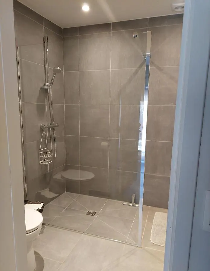 Maison Avec Vue Exceptionnelle Et Piscine Privative Saint-Felix-de-Lunel 0*,