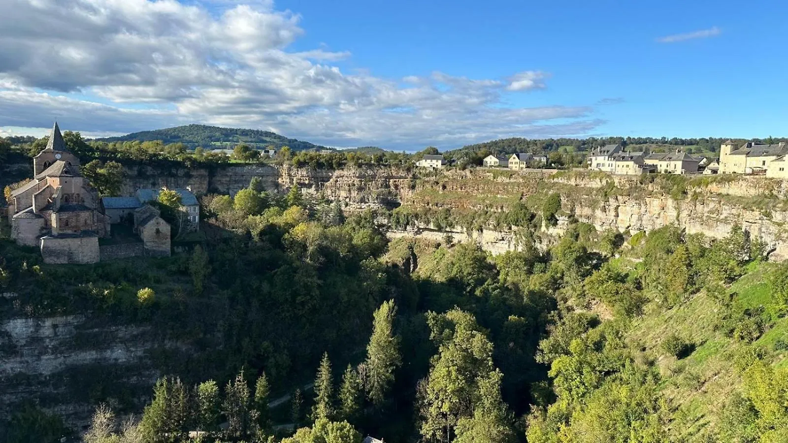 Maison Avec Vue Exceptionnelle Et Piscine Privative Saint-Felix-de-Lunel Holiday home