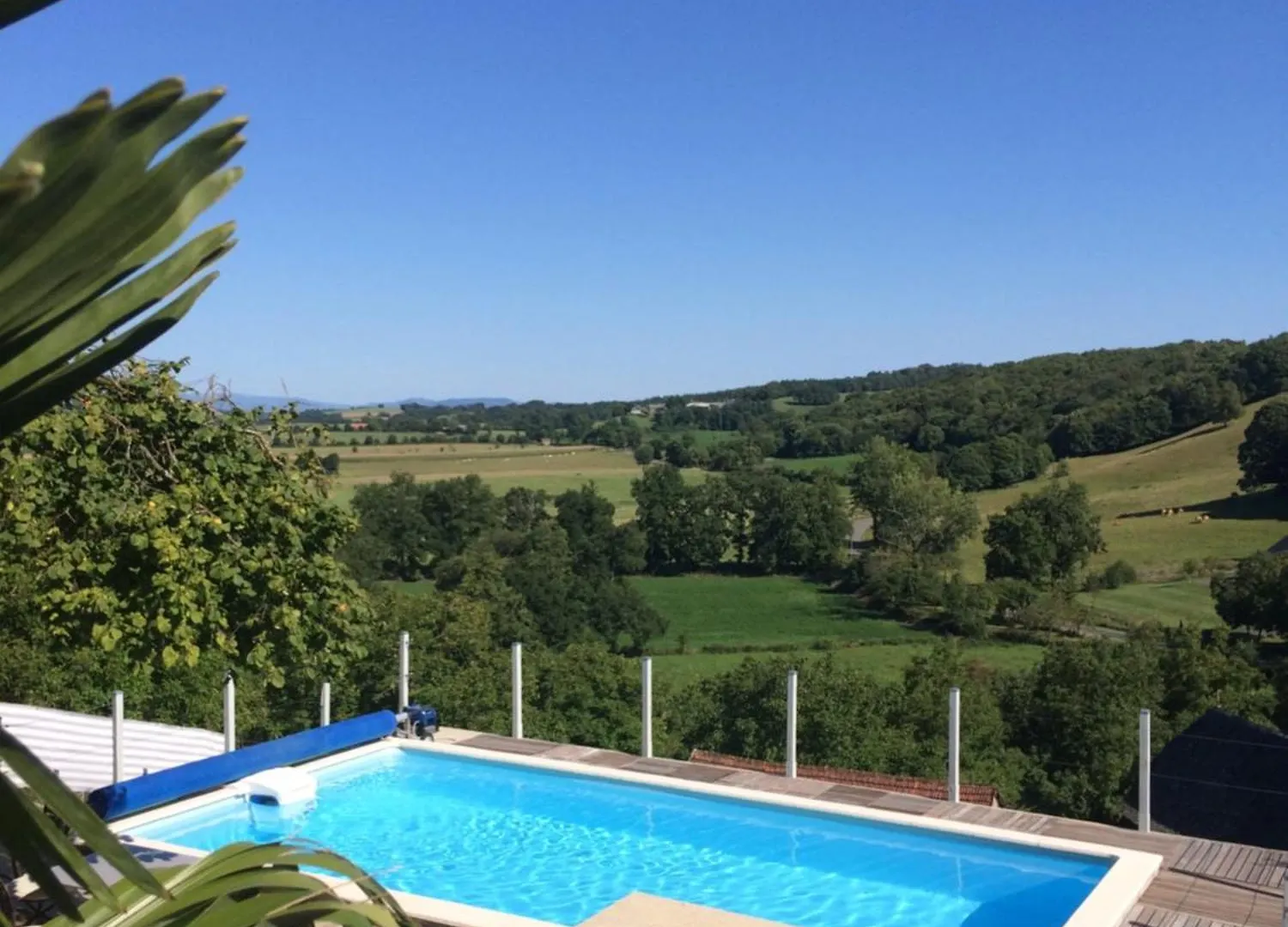 Maison Avec Vue Exceptionnelle Et Piscine Privative Saint-Felix-de-Lunel
